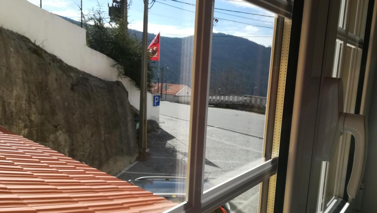 Casa Da Fonte Sagrada 호텔 로리가 객실 사진